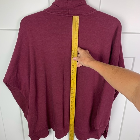 Victorias Secret PINK MEDIUM turtleneck tunic sweatshirt red purple oversized - Picture 6 of 6